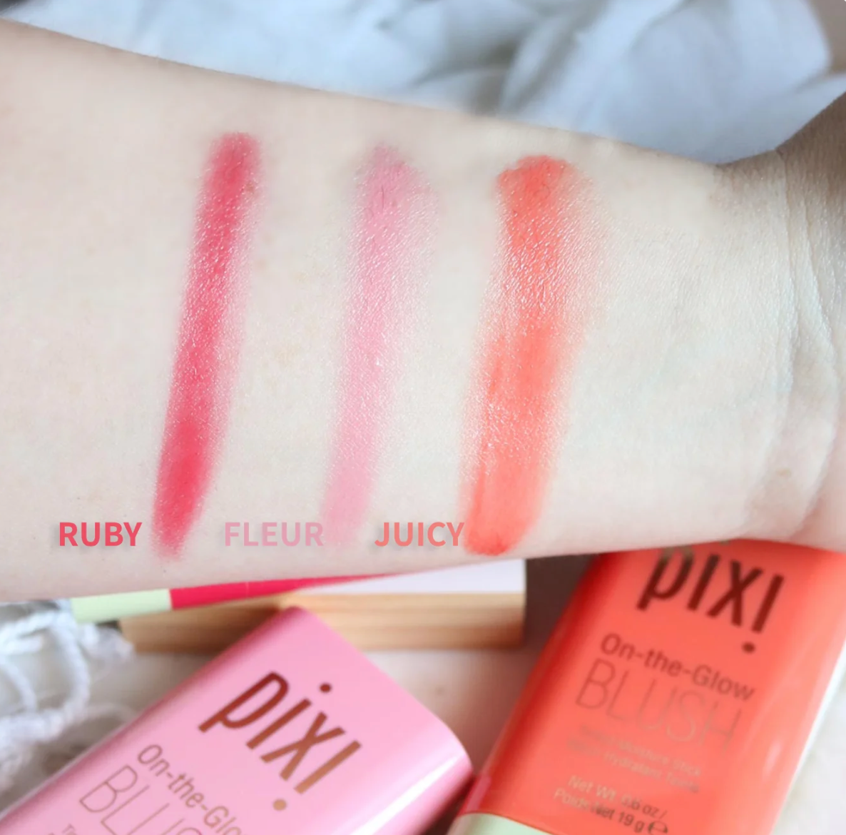 Pixi On-the-Glow BLUSH STICK